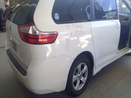 2018 TOYOTA SIENNA LE, WHITE, 3.5L, AT, FWD,  Z25125